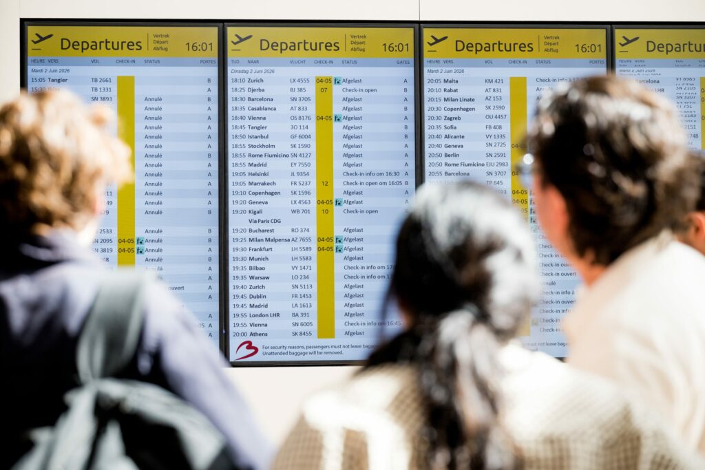 Deal on EU air passenger rights: What changes for travellers?