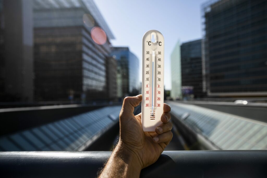 The weather phenomenon that fuels heatwaves and floods is back