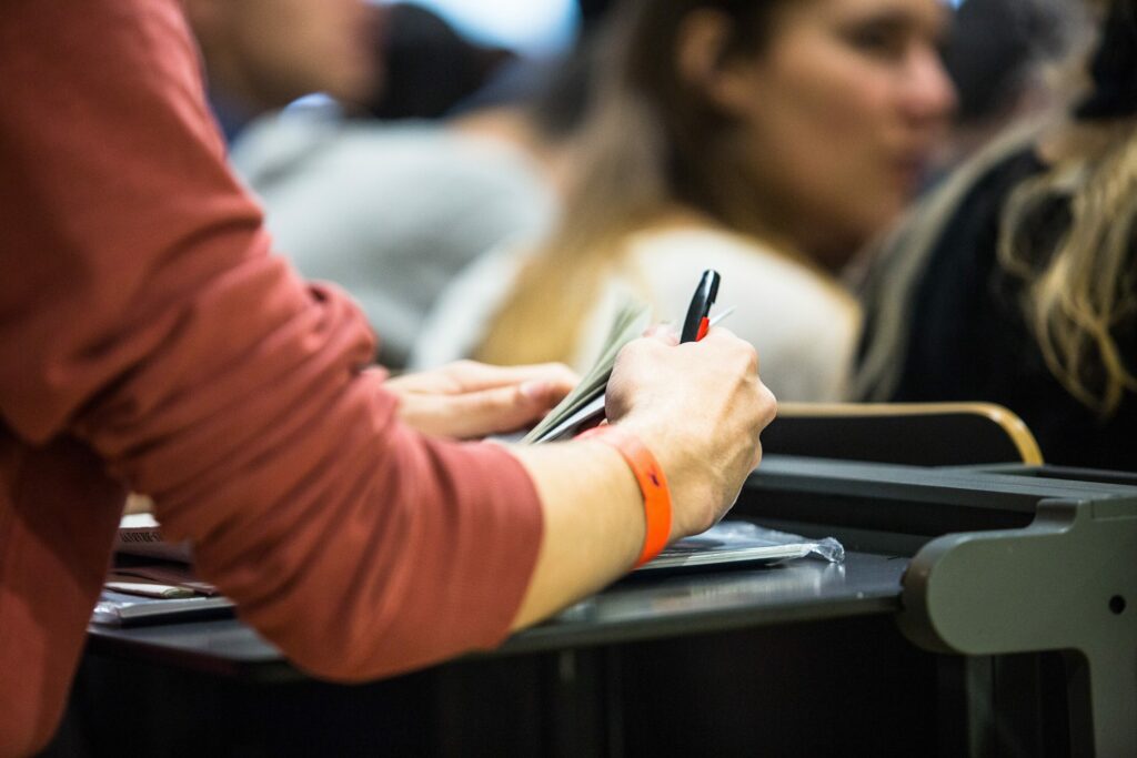 Soaring tuition fees push students to rely on part-time jobs to pay for studies