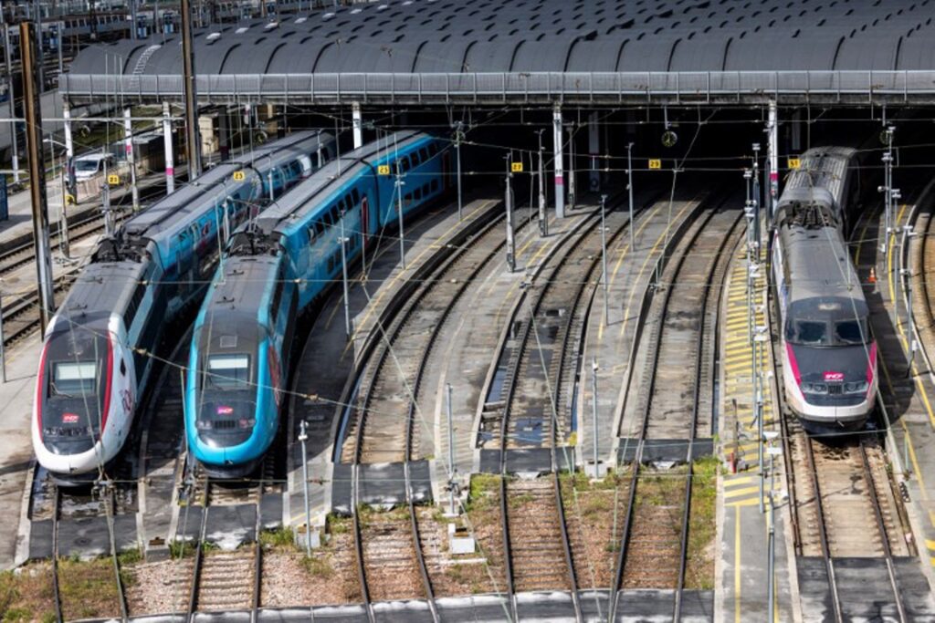 Wednesday's rail strike in France will not affect cross-border traffic, says SNCB
