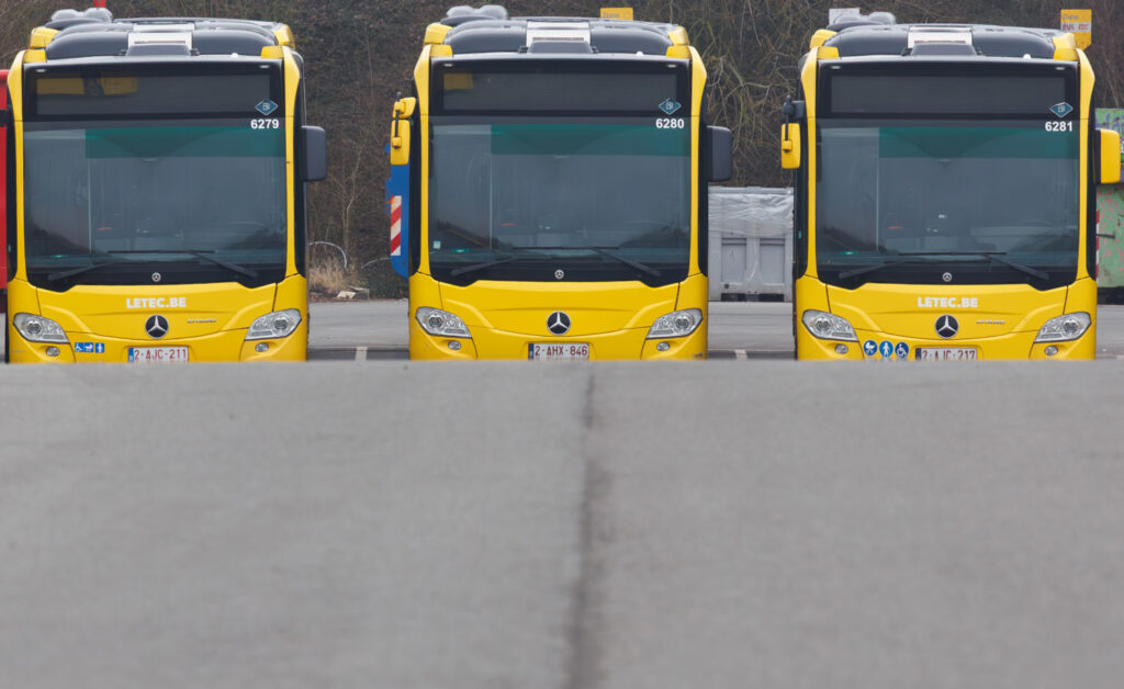 Letec's Hainaut and Walloon Brabant afternoon bus services suspended from Wednesday
