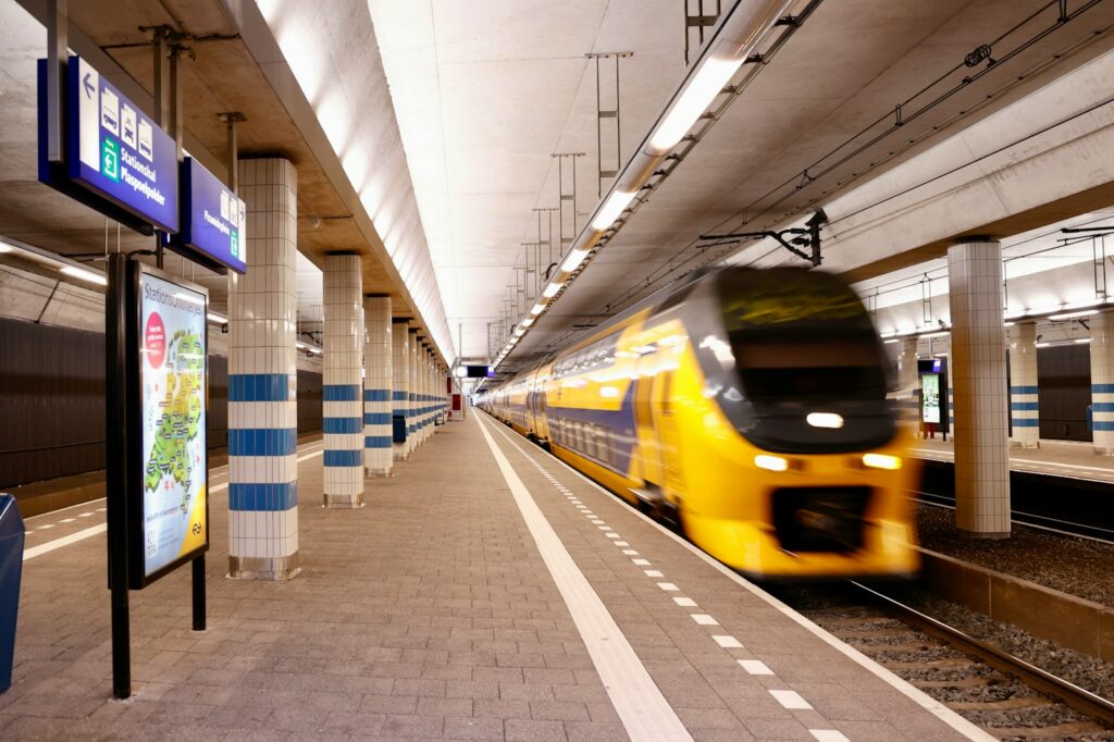 EU warns Netherlands over rail rules that may distort competition