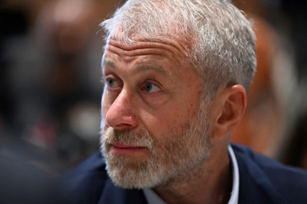 Russian oligarch acted as an intermediary between Ukraine and Russia, Zelenskyy says