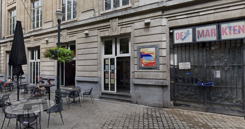 Famous Flemish cafe in Brussels city centre needs a new landlord