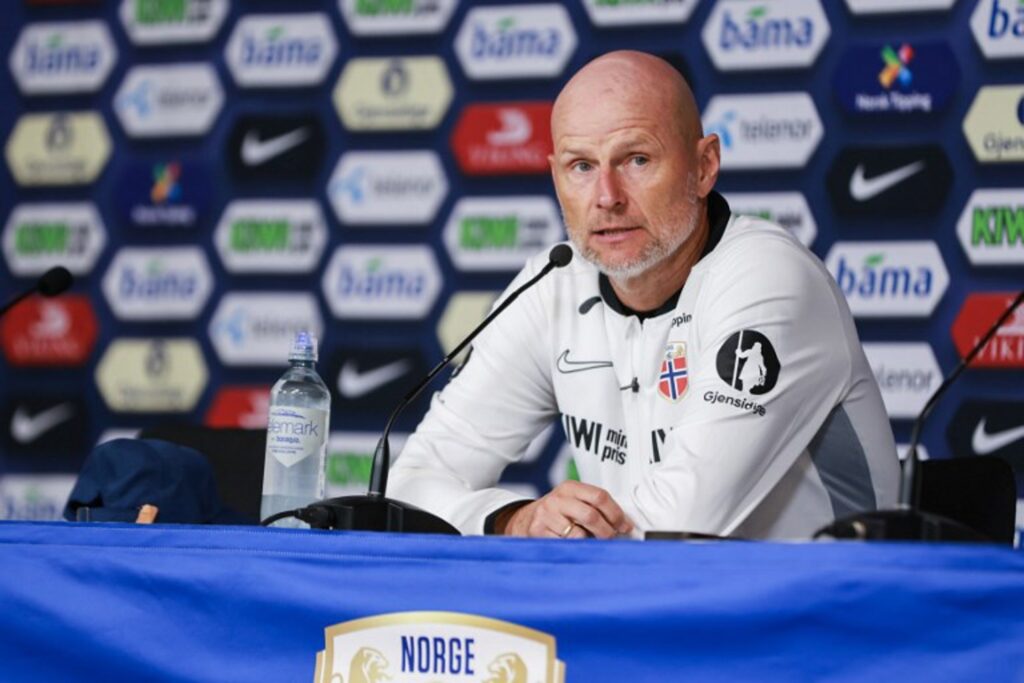 Norway's coach points out the 'hypocrisy' surrounding World Cup's political context