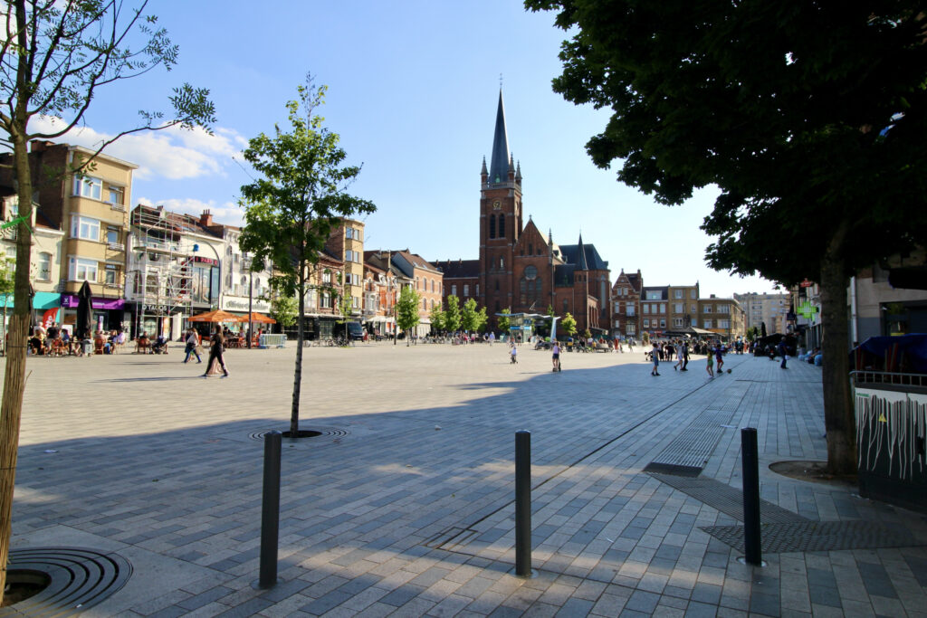 Children get sick after playing in Brussels fountain during heatwave