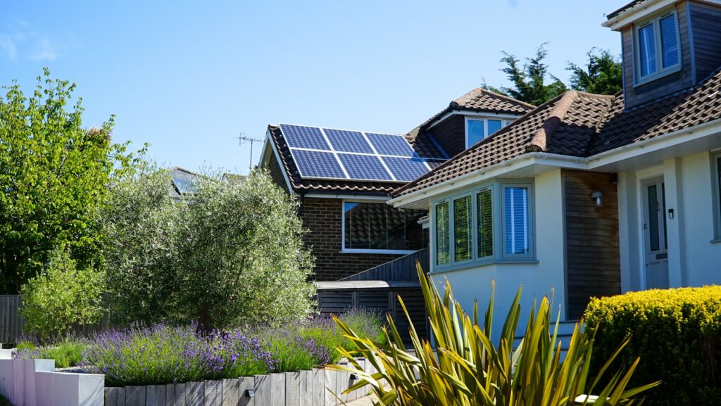 Energy-efficiency upgrades reach one in four EU homes but reveal inequalities