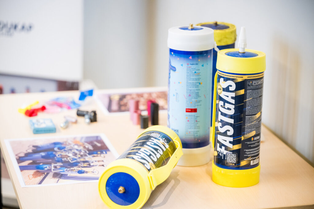 Young man arrested in Liège had 34 canisters of laughing gas