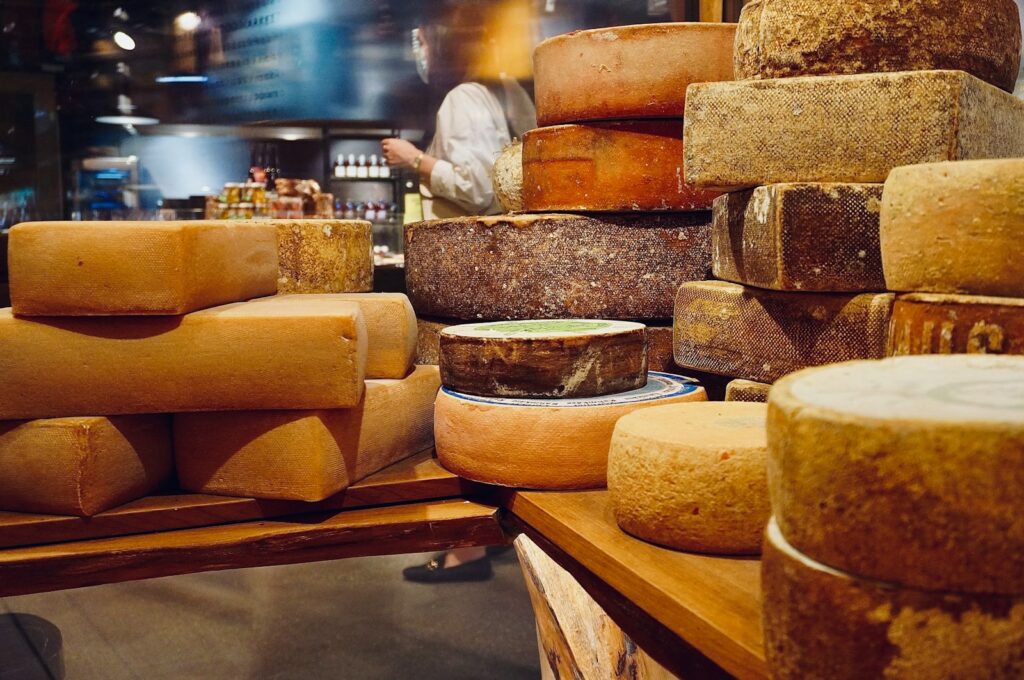 EU eases agri-food campaign rules, aims to boost access for small players