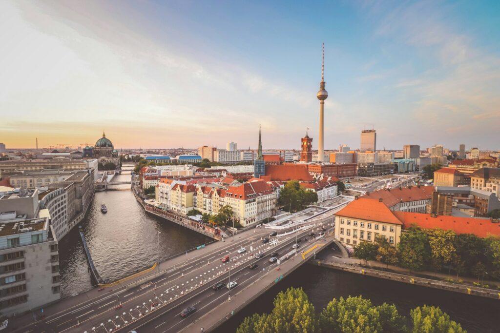 EU resilience forum unveils plans to fight urban heat and flooding crisis
