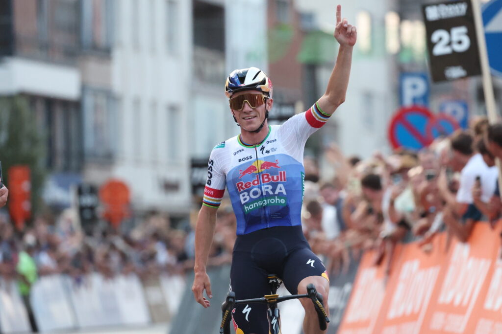 Remco Evenepoel wins the post-Tour de France in Roeselare