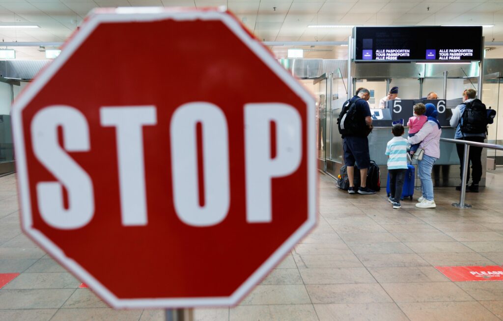 Italians and Greeks in Belgium risk being stranded here for summer
