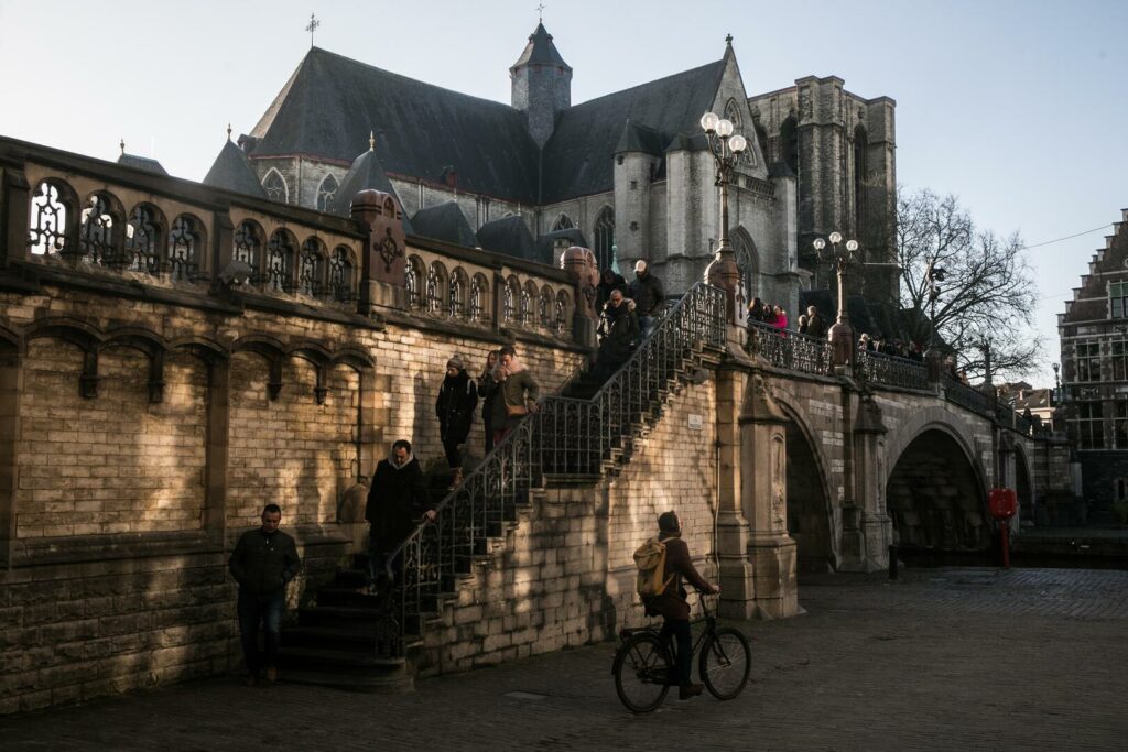 Young man stabbed near Ghent Festivities