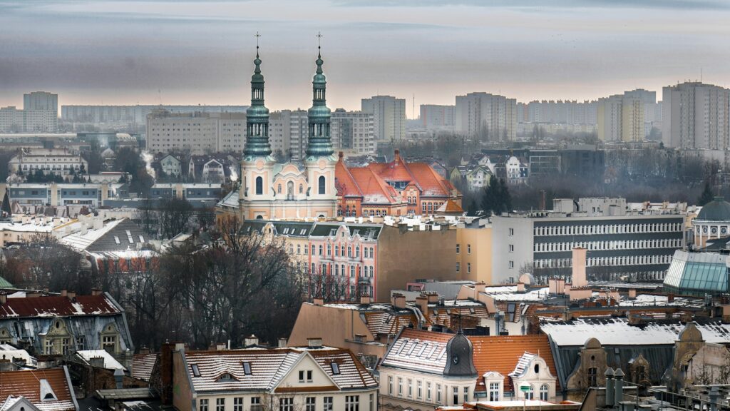 EU air pollution targets largely met, but agriculture’s ammonia emissions persist