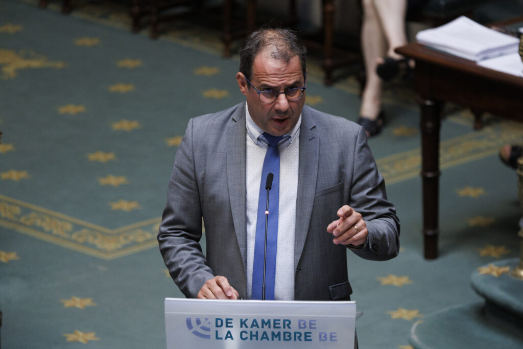 Labour minister denies the flexi-job system is out of control