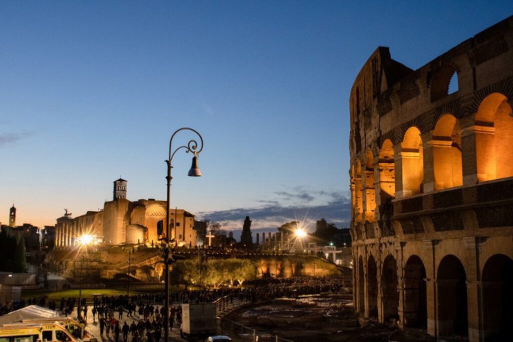 A nighttime visit to Pantheon and Colloseum? Rome's iconic structures to stay open longer in heat