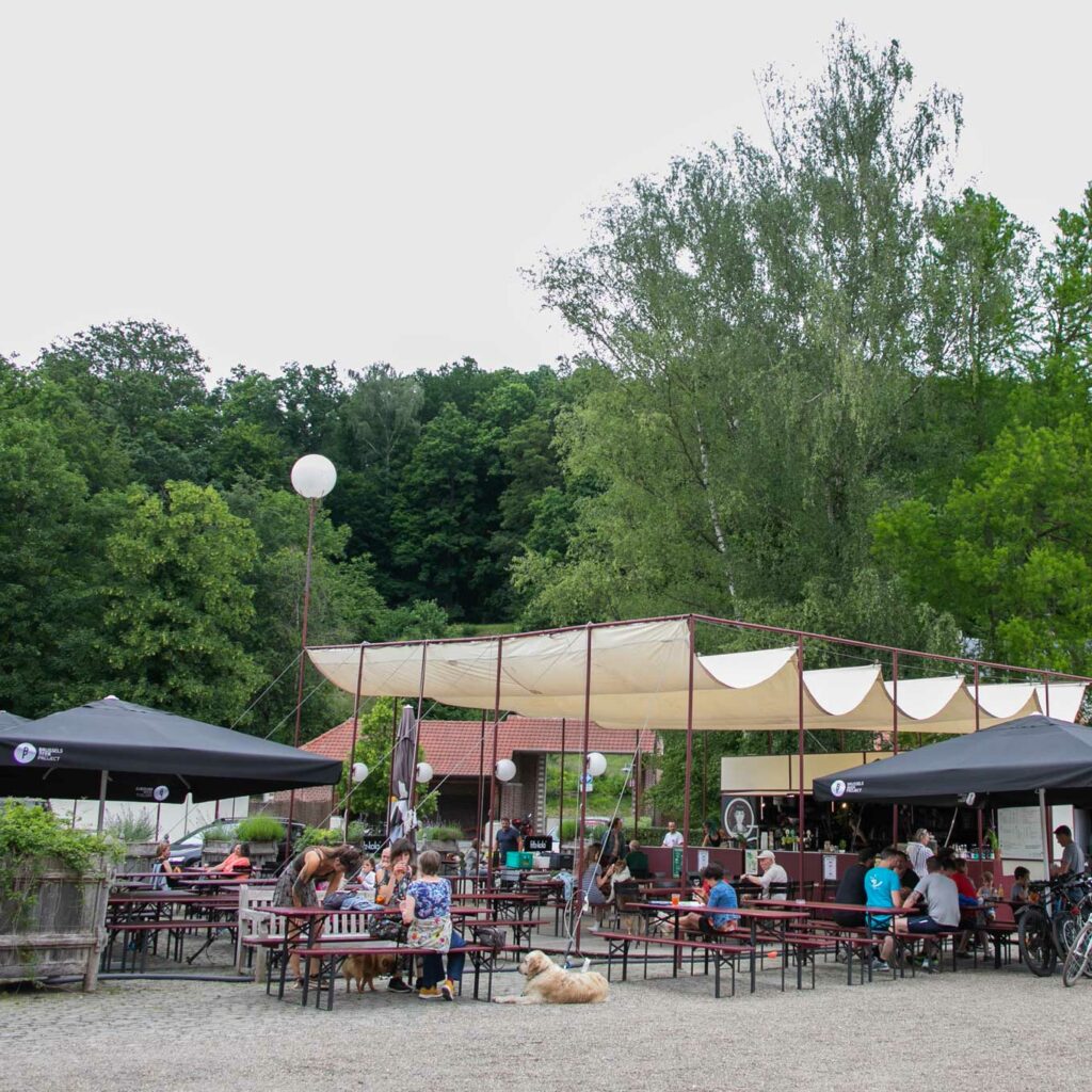'It's a shame': One of the capital's favourite guinguettes forced to close due to vandalism