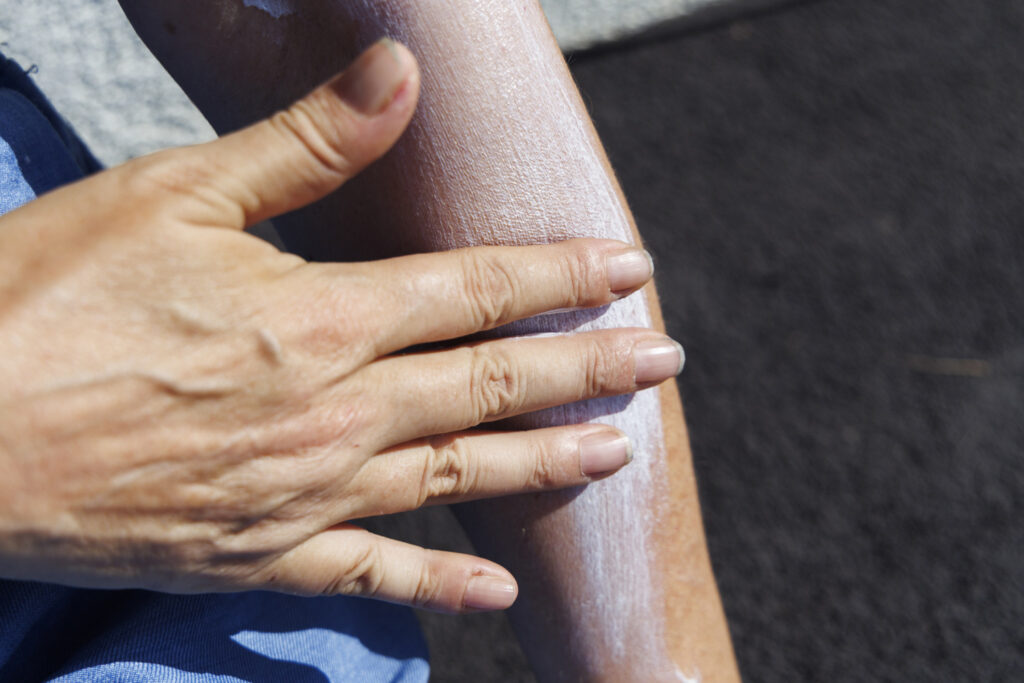 Consumer group warns of 'dangerous' sunscreens sold online