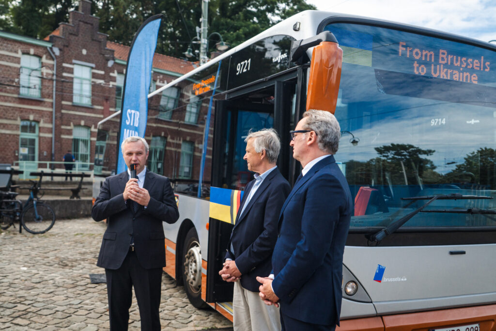 STIB donates 36 Brussels buses to Ukraine