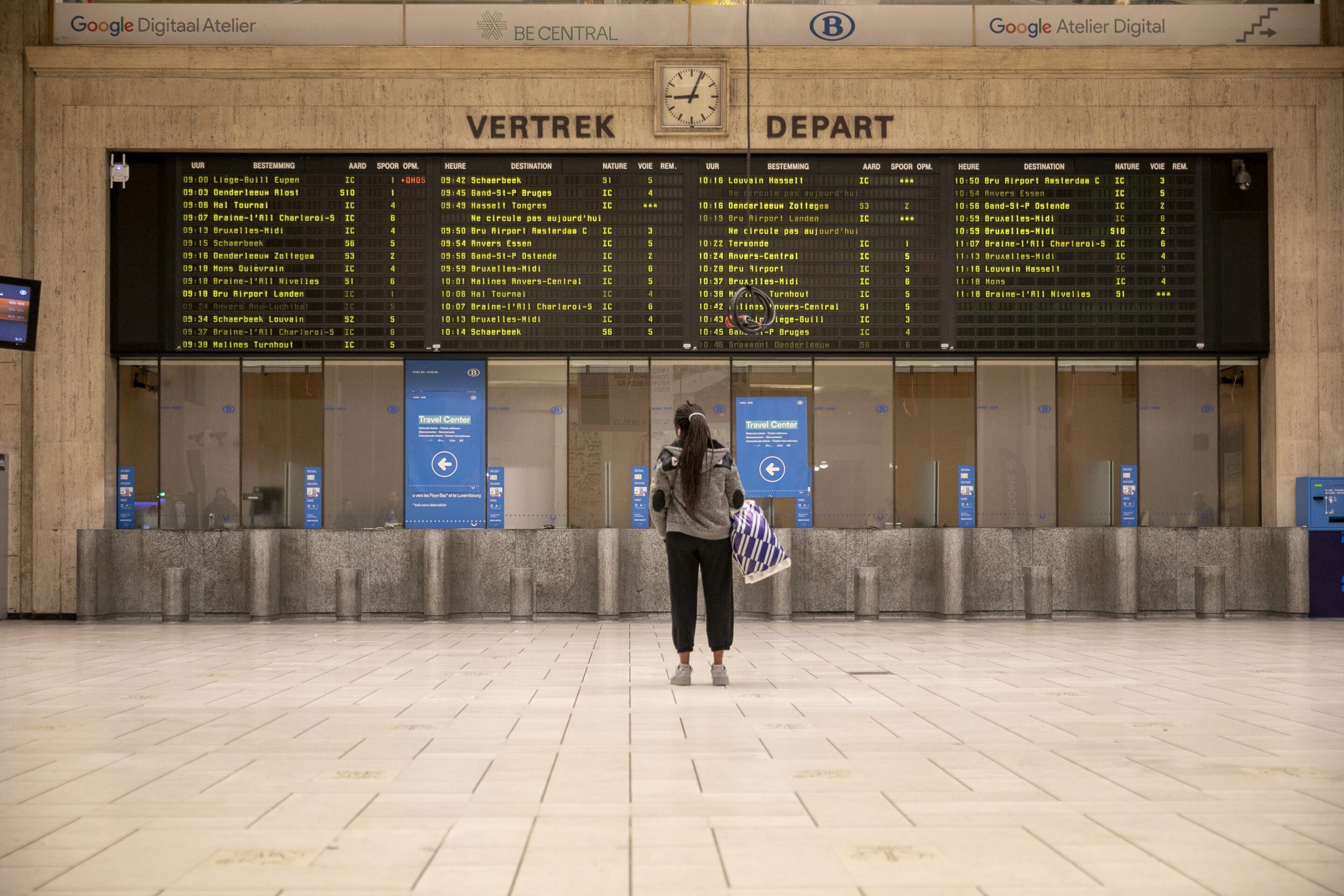 Belgium’s rail paradox: Crowded trains, ageing system