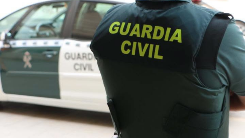 French paraglider reported missing in Spain since Saturday