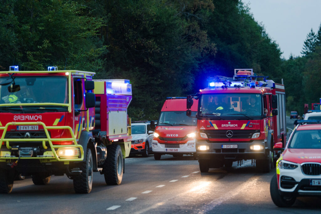 Over 250 workers battle High Fens wildfire overnight