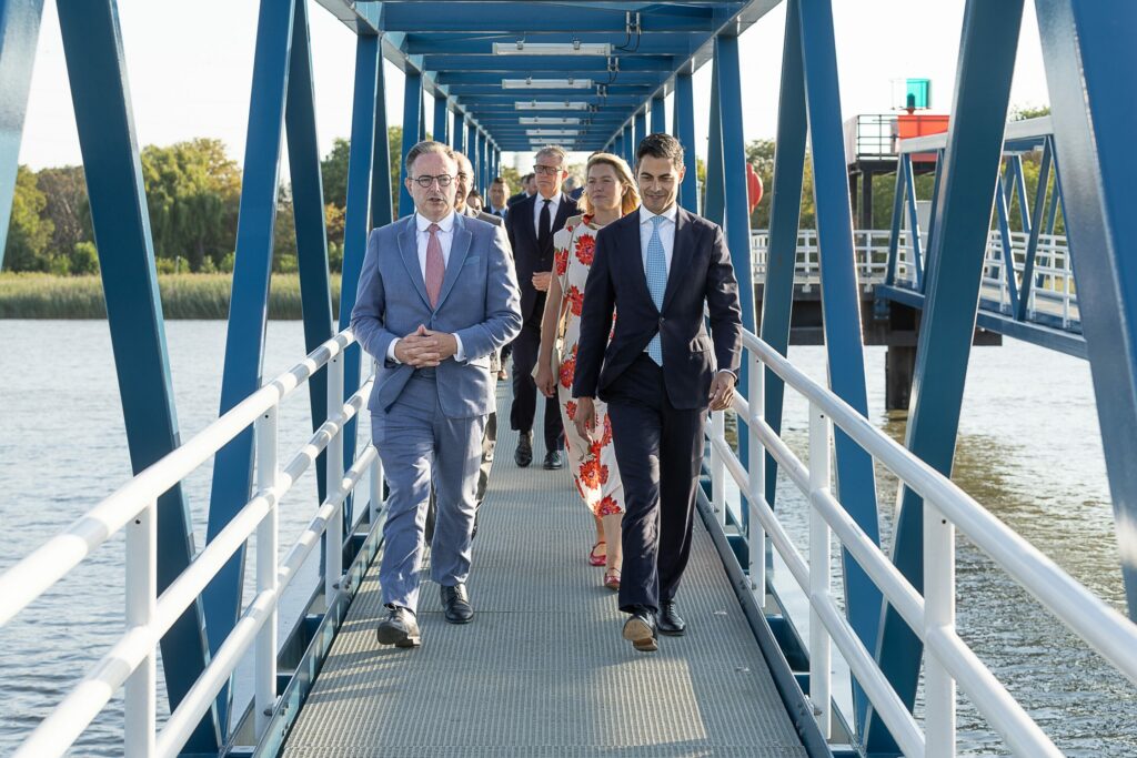 Belgium and the Netherlands boost electricity ties with new high-voltage line
