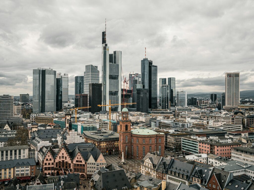 EU banks hold steady at 62% exposure to climate-intensive sectors