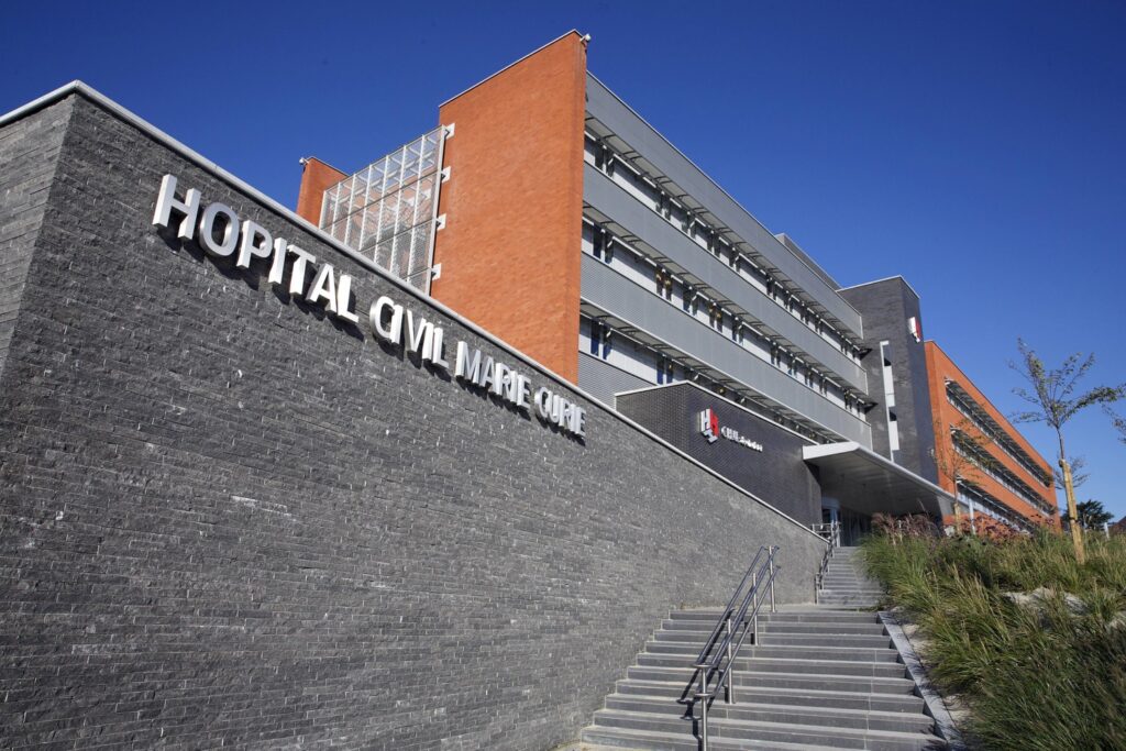 One patient seriously injured after fire breaks out at hospital in Charleroi