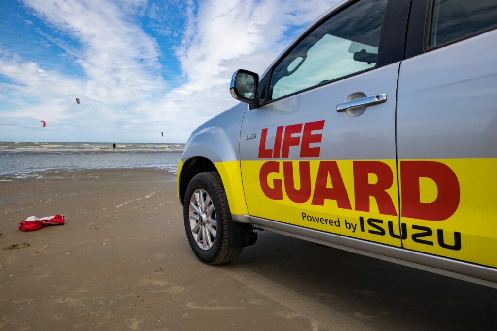 Man dies after kitesurfing crash on Belgian coast