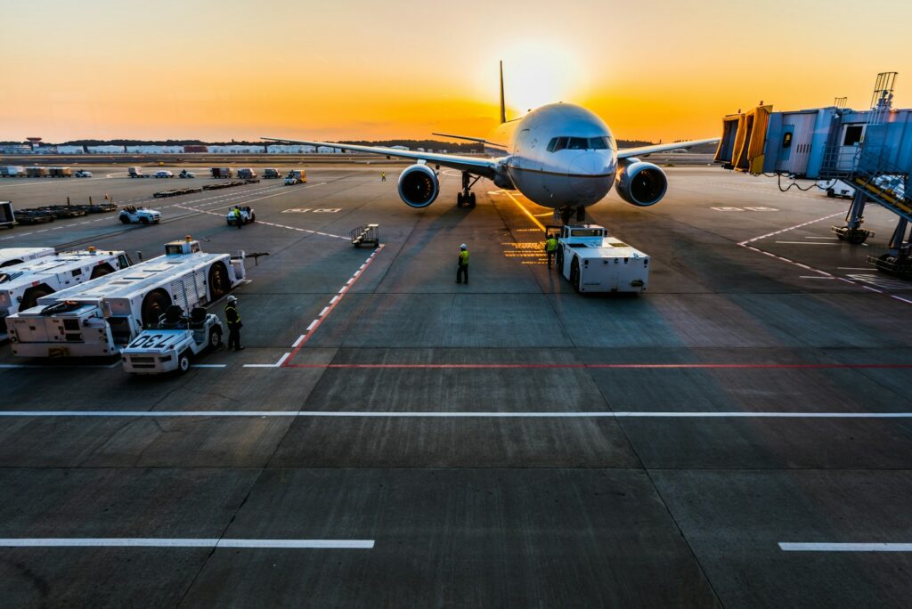 EU launches review of airport noise rules, calling for public input by Nov 2026