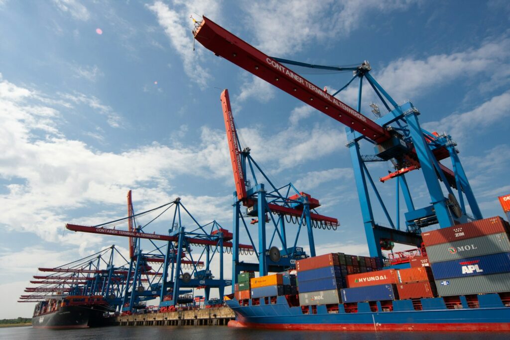 EU trade gap widens to €21.8b as imports outpace exports