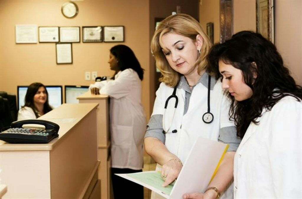 Refugee doctors in Armenia face integration hurdles, Council of Europe fights back