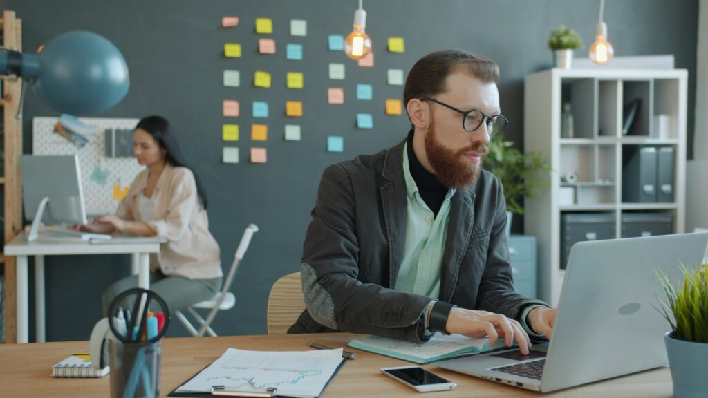 EU innovation scheme offers 4-month support for firms chasing high-risk funding