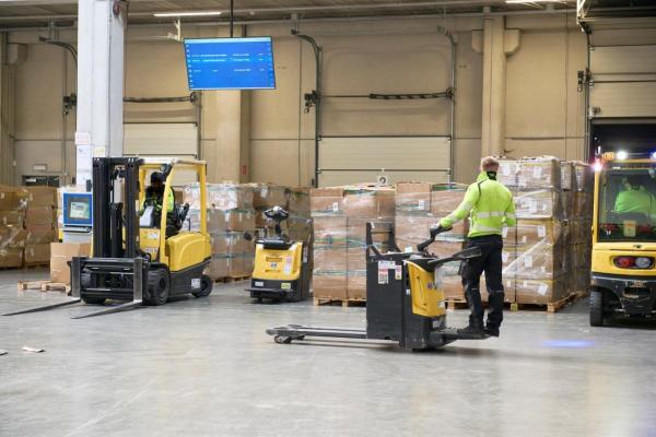 Parcel giants secure EU approval amid limited market challenges