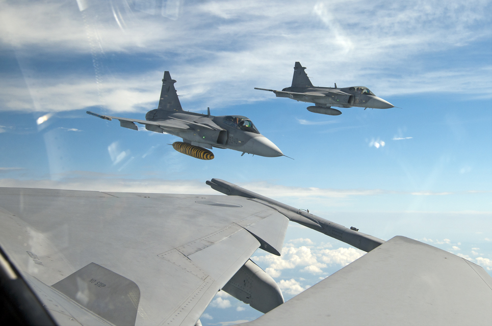 Swedish and Finnish fighter jets scrambled to intercept Russian aircraft