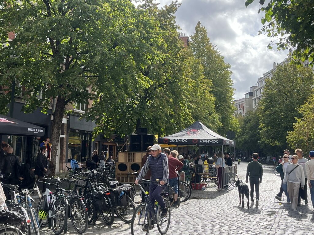 Brussels takes back its streets on Car-Free Sunday: 'It is a bit like a Utopia'