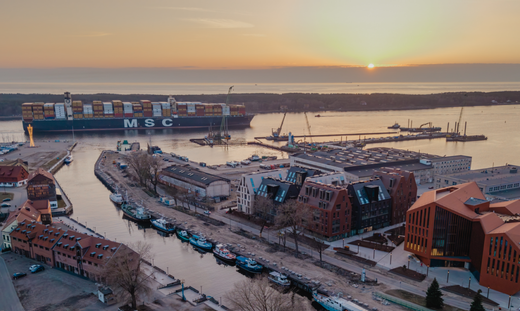 €100m loan modernises vital EU port with military and green upgrades