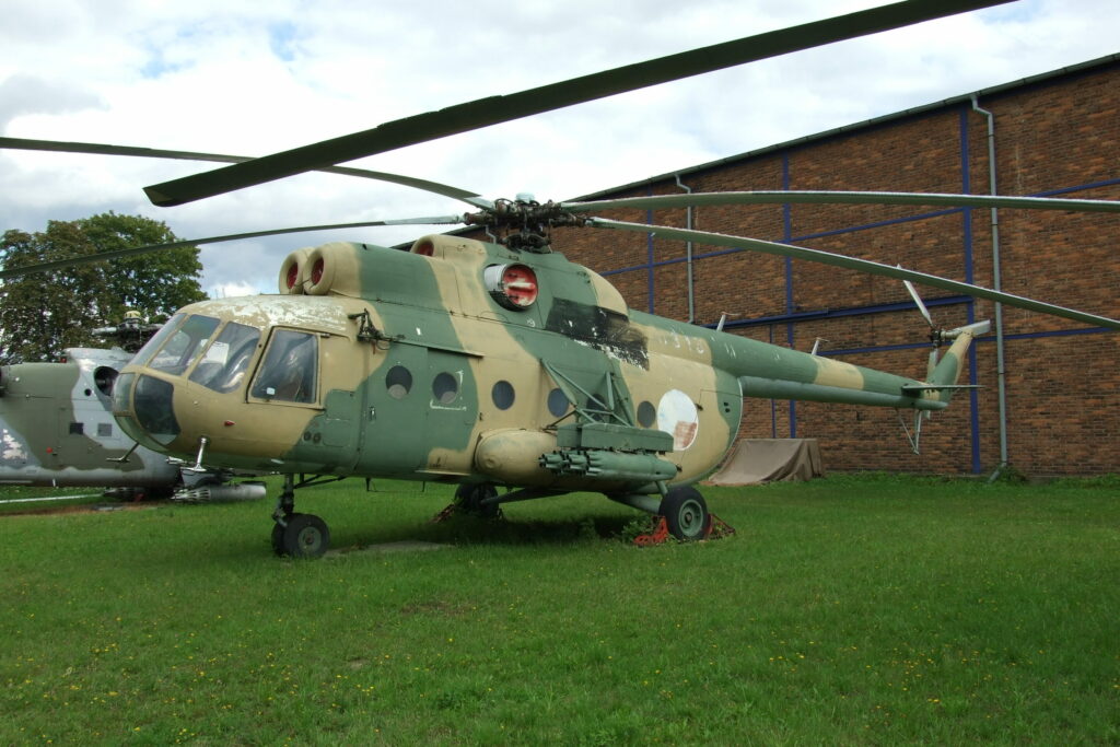 Polish army reports short airspace violation by Russian army helicopter