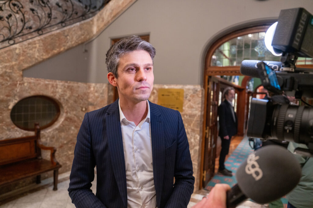 Brussels' Flemish representative pledges to preserve 'citizen-focused' Dutch services