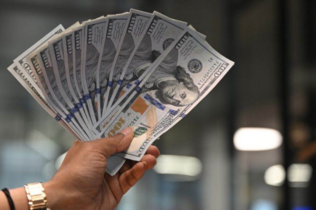 UN agency reports massive surge in remittances