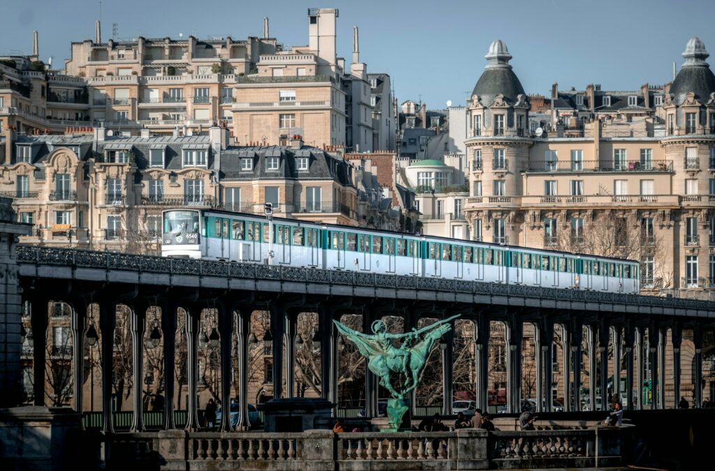 €500m loan unlocks western section of EU’s longest metro line