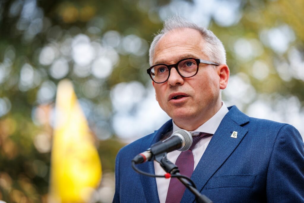 Flemish government looking for additional €2 billion in savings for next year's budget