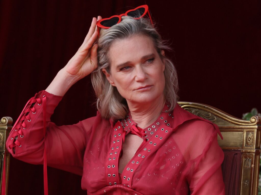 Supermarket ALDI will start selling art from Belgian Princess Delphine