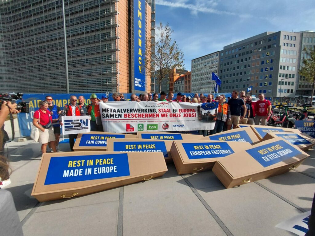 European metal industry protest held outside the European Commission