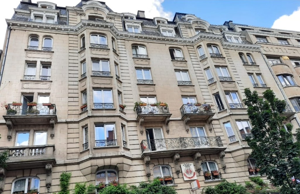 Man, 33, found with throat cut in homeless shelter in Brussels