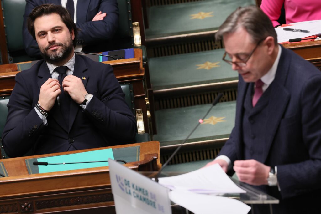 Lower taxes, higher VAT: De Wever and Bouchez head-to-head in budget talks