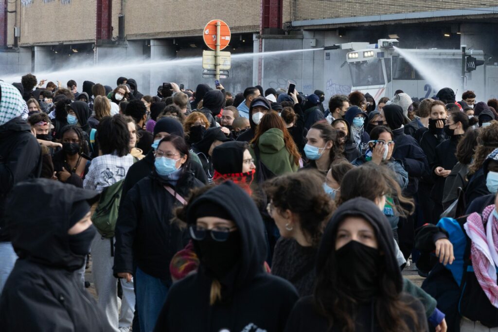 What countries have issued travel warnings over Europe's civil unrest?