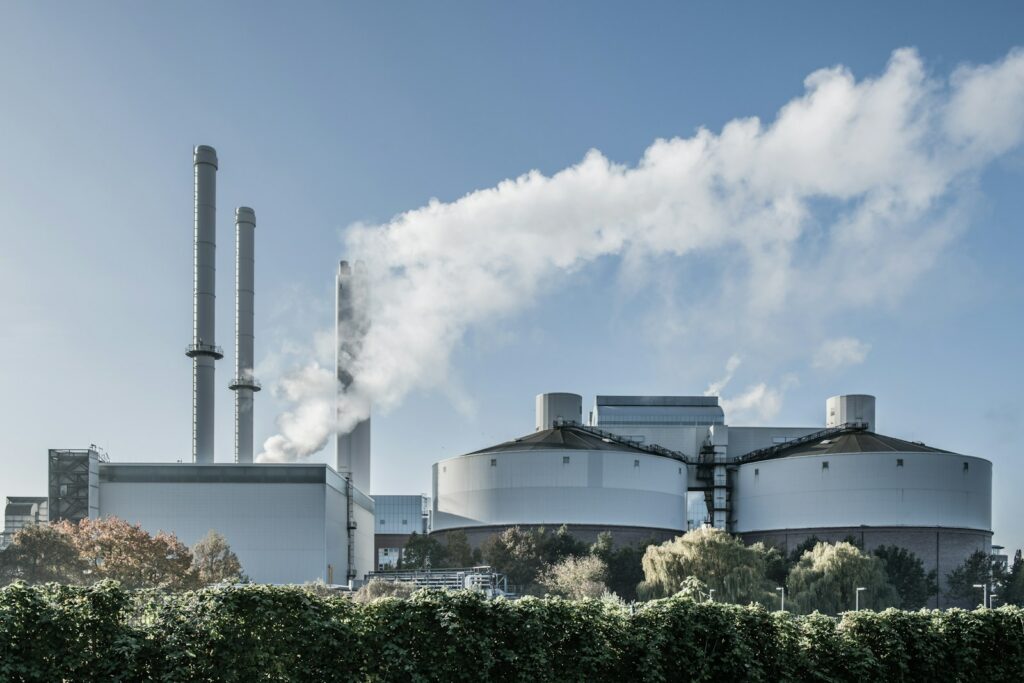 EU tightens carbon market rules but keeps controversial invalidation tool