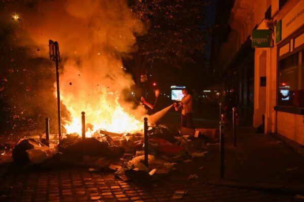 'Avoid large crowds': Belgian government warns countrymen in France